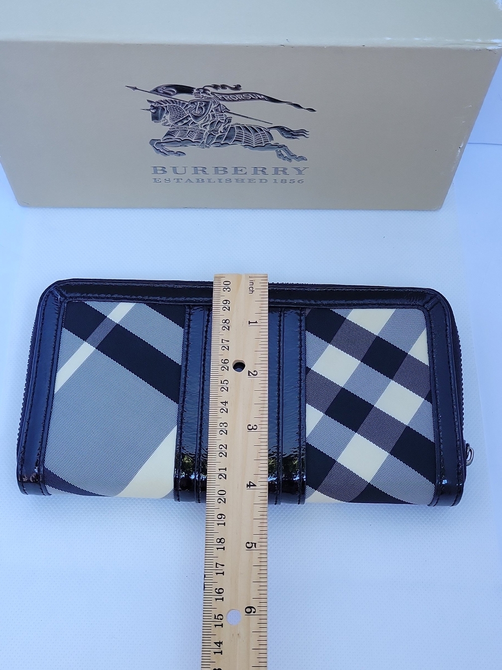 Burberry Dark Brown Leather Zip Card Wallet with Logo Stamp - Picture 6 of 8